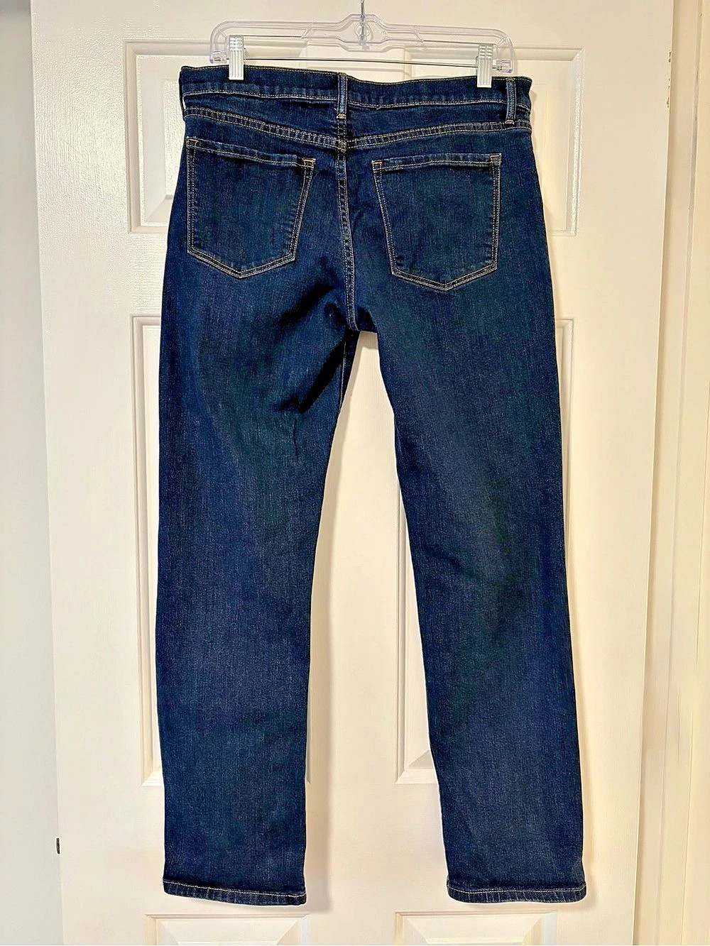 Banana Republic Girlfriend Straight Leg Jeans Blue Waist 30 Like New - Picture 3 of 4
